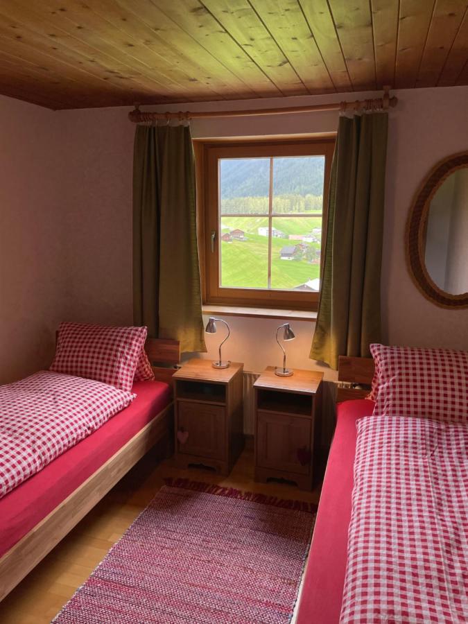 Bnb Guesthouse Lusi Frauenkirch Exterior foto