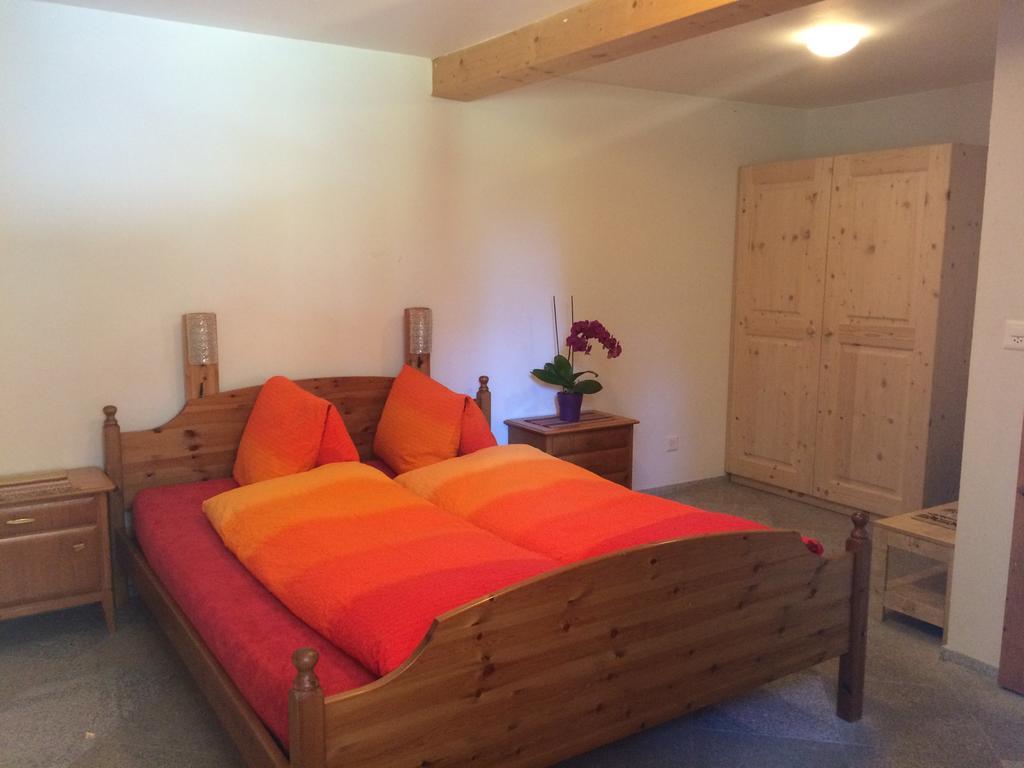 Bnb Guesthouse Lusi Frauenkirch Exterior foto